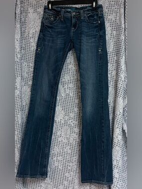 Sang Real Size 26 low rise jeans with a flare